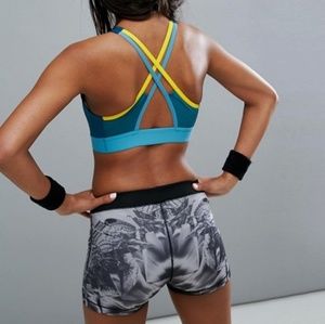 Adidas halter bra xsCD